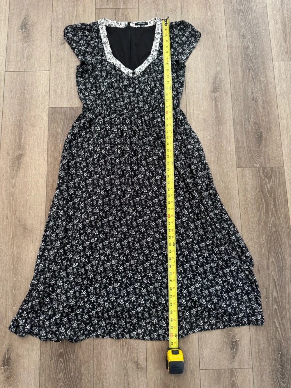 Madewell Black Floral Midi Dress Boho Cottagecore Flutter Sleeve Size 6 - Picture 10 of 10